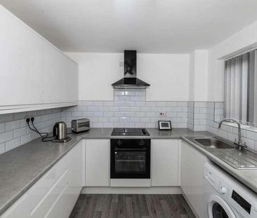 Oak Bank, Prestwich, M25 - Photo 6