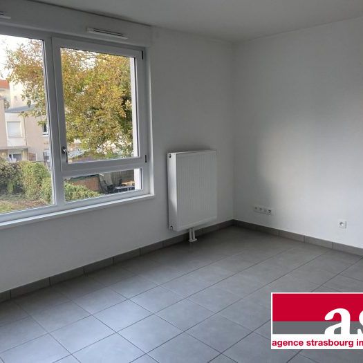 Studio récent avec balcon - Photo 1