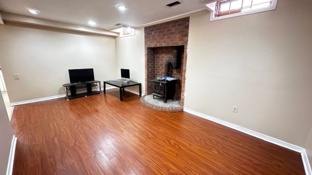 For Lease - 45 WEXFORD Road, Brampton, Ontario - Photo 1