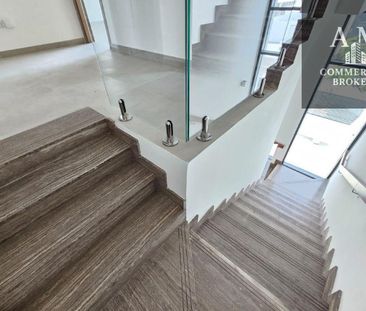 Stylish 4 BR Villa in Ajmal Makan City with City Views - Photo 1