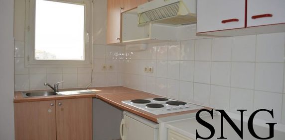 T3 AVEC PARKING - Photo 2