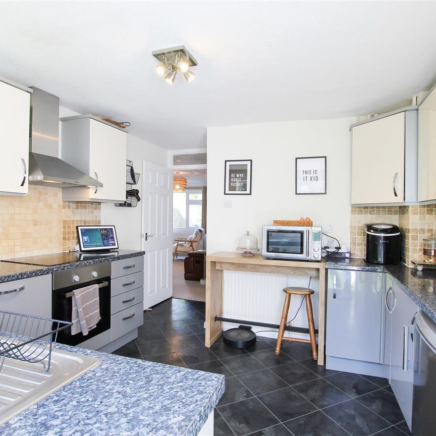 Rogers Close, Elsworth - Photo 1