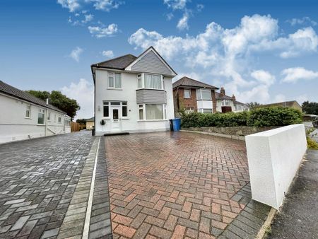 3 bedroom detached house to rent - Photo 3