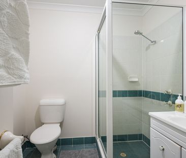 FULLY FURNISHED UNIT IN SECURE COMPLEX - Photo 6
