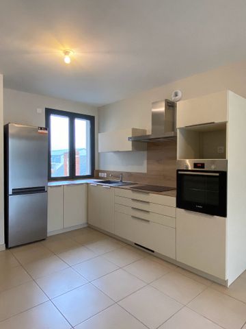 Location Appartement 3 pièces 92m² - Photo 5