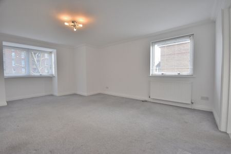 2 bedroom flat to rent, - Photo 2