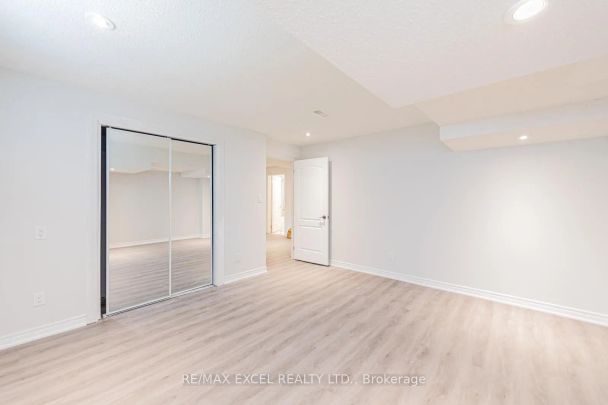 Detached Home For Lease | N9256054 - Photo 1