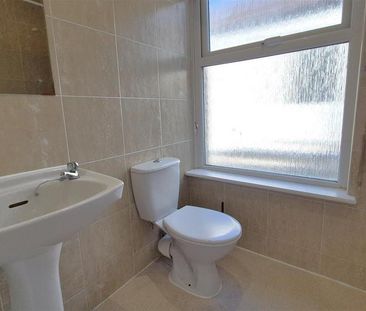 5 bedroom terraced house to rent - Photo 3