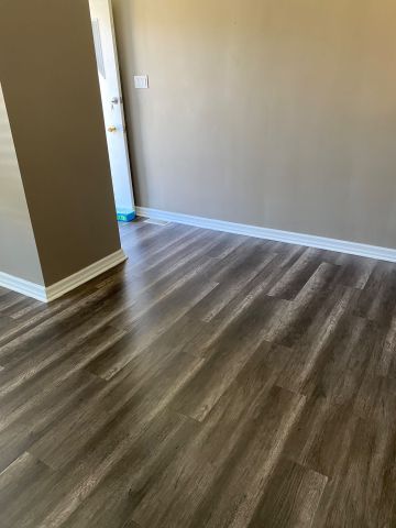 For Lease - 212 Lee Avenue, Whitby, Ontario - Photo 5