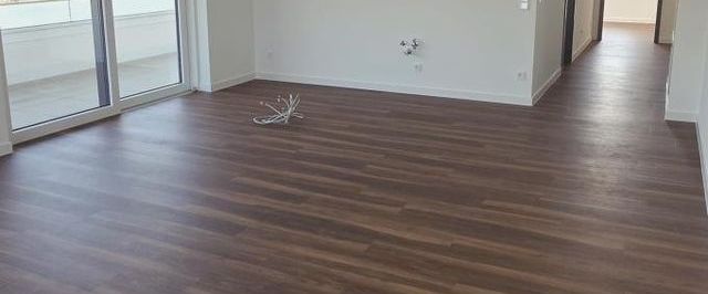 Dachtraum - Ruhig und grün! Große Terrasse, modernes Bad mit freistehender Wanne! - Foto 1