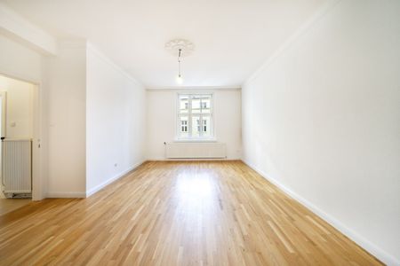 ***ERSTBEZUG-2,5-Zimmer-Wohnung in begehrter Lage in 1010*** - Photo 3