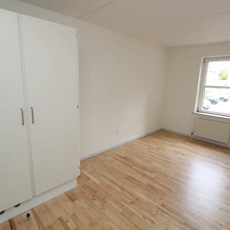 Skovvej 10, 2., 9400, Nørresundby - Foto 1