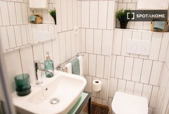 Carrer de Josep Pla, Barcelona, Catalonia 08019