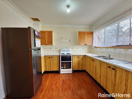 10/7 Shrike Place, Ingleburn, NSW 2565 - Photo 5