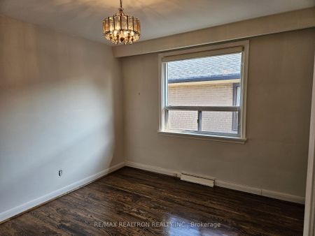 For Lease - 48 Barksdale Avenue, Toronto, Ontario - Photo 4