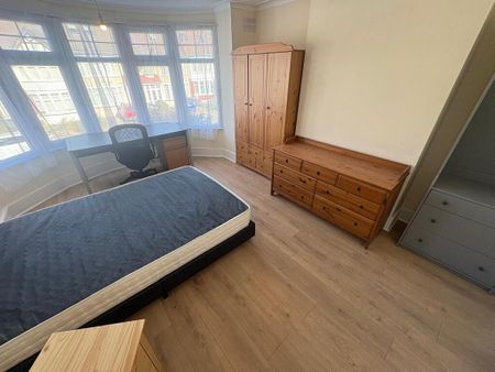 5 bedroom barn conversion to rent - Photo 3