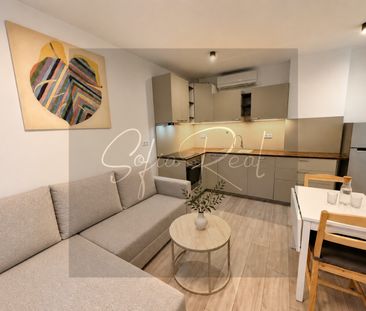 PRENÁJOM: príjemná 2i nehnuteľnosť | klimatizácia | Staré Mesto, Br... - Photo 1