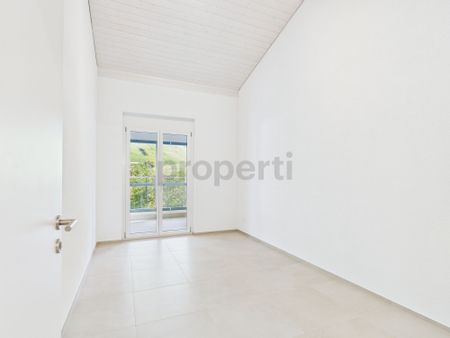 Charmante 4.5-Zimmer Maisonette-Wohnung mit Balkon in Schwanden GL - Foto 5