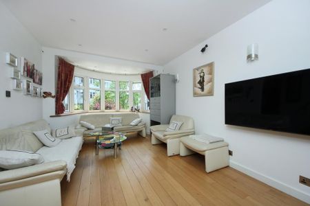 4 bedroom house to rent - Photo 2