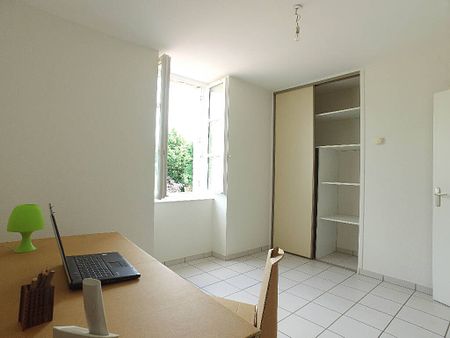 Location appartement 3 pièces 60.65 m² Issoire 63500 - Photo 3