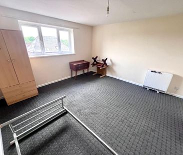 1 bedroom Flat To Let - Photo 1