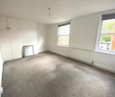 3 bedroom end of terrace house to rent - Photo 6