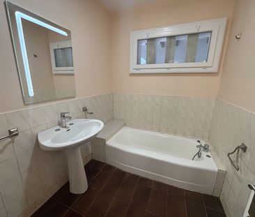 Location Maison 5 pièces 139m² - Photo 5