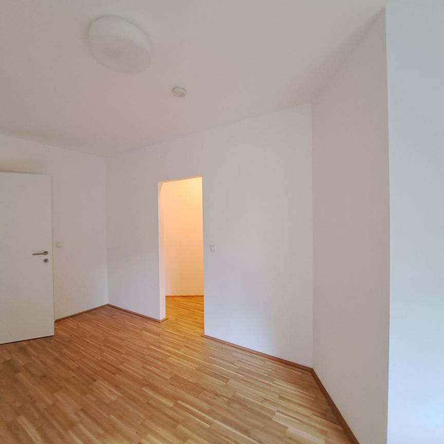 Zwei- Zimmer- Gartenwohnung | Idlhofgasse 48 | Top 3 - Photo 1