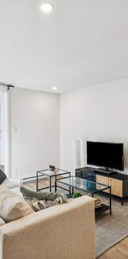 3 CH - 1 SDB - Huntingdon - $1,350 /mo - Photo 1