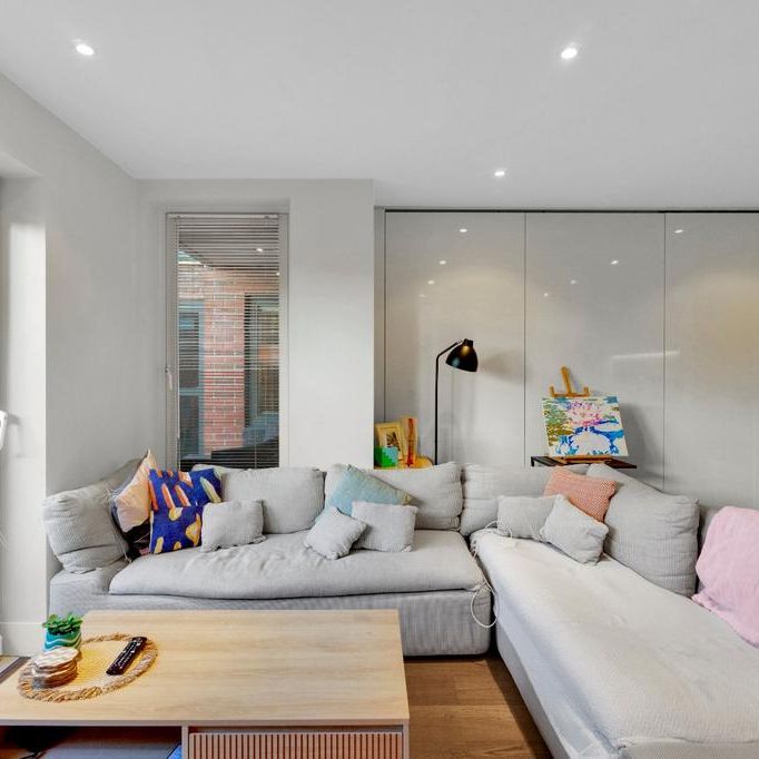 2 bedroom flat to rent - Photo 1