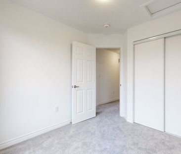 For Lease - 11 Keppel Circle, Brampton, Ontario - Photo 5