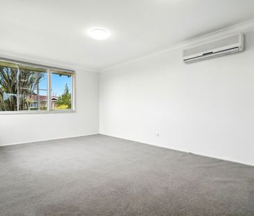 4 Attlee Place, Winston Hills NSW 2153 - House For Rent | Domain - Photo 2