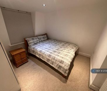 1 bedroom in a house share to rent - Photo 6