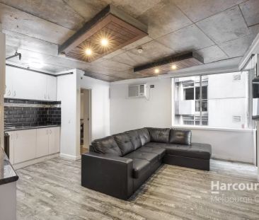 Cozy Furnished Apartment on Lonsdale! - Photo 3