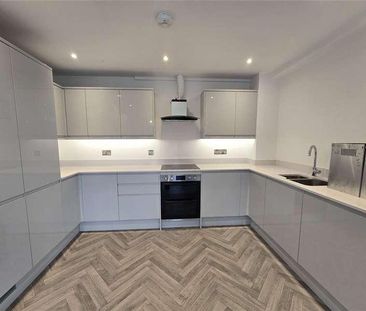 Archers House, Archery Gardens, St. Leonards-on-sea, East Sussex, TN38 - Photo 2