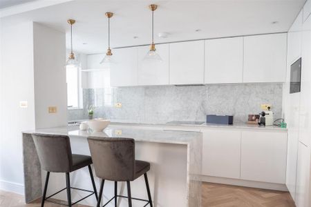 3 bedroom apartment to rent - Photo 2