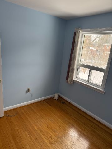 For Lease - 5 Lawrence Crescent Unit# Upper, Brampton, Ontario - Photo 2