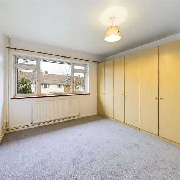 Southbourne Gardens, Ruislip, HA4 - Photo 1