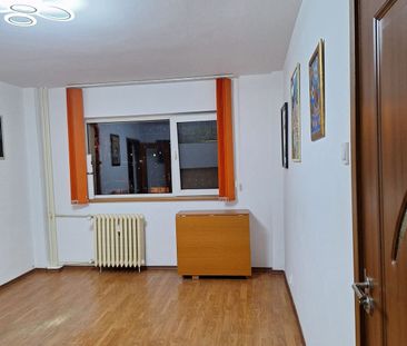 Apartament 3 camere Drumul Taberei - Moghioros stradal, pretabil firme - Photo 1