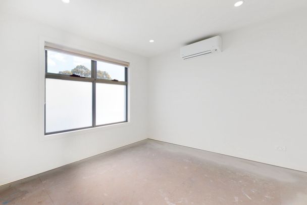 3/156 Napier Street, Essendon - Photo 1