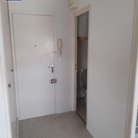 Location Appartement 1 pièce 25m² ANGERS 49100 - Photo 4