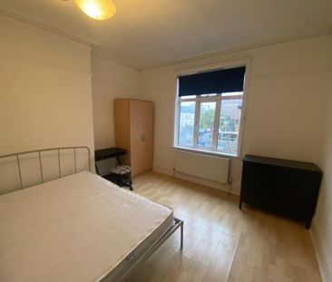 1 bedroom in a house share to rent - Photo 1