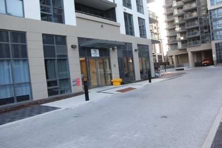 For Lease - 10 Meadowglen Place Unit# 602, Toronto, Ontario - Photo 3