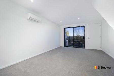 2 Bedroom Townhouse in Taylor - Photo 2