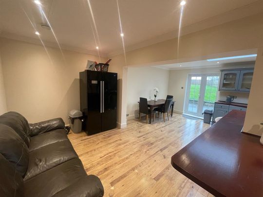 Norwich Close, Brighton - Photo 1