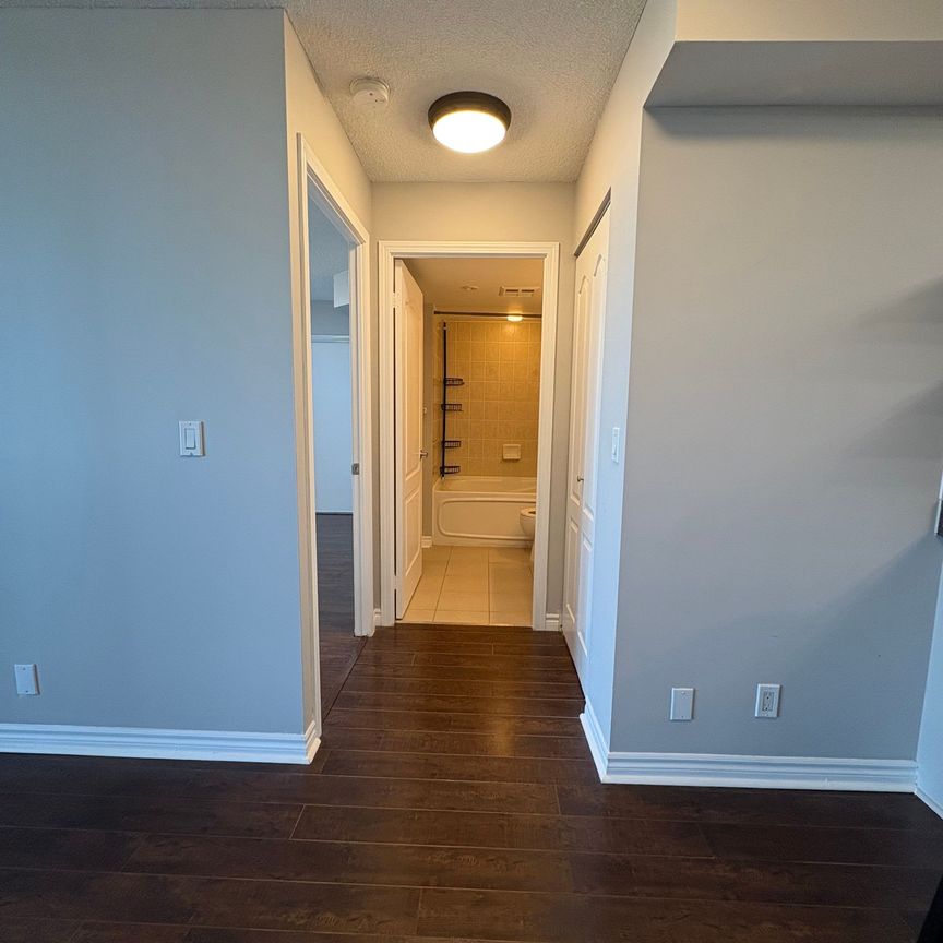 For Lease - 33 Elm Drive Unit# 1605, Mississauga, Ontario - Photo 1