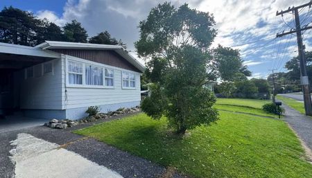 Sunny Family Home - Photo 4