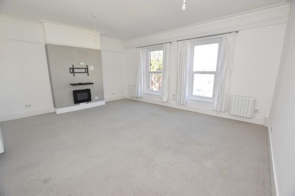 3 bedroom apartment to rent - Photo 1