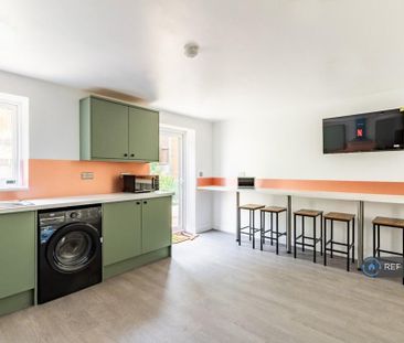 1 bedroom in a house share to rent - Photo 5