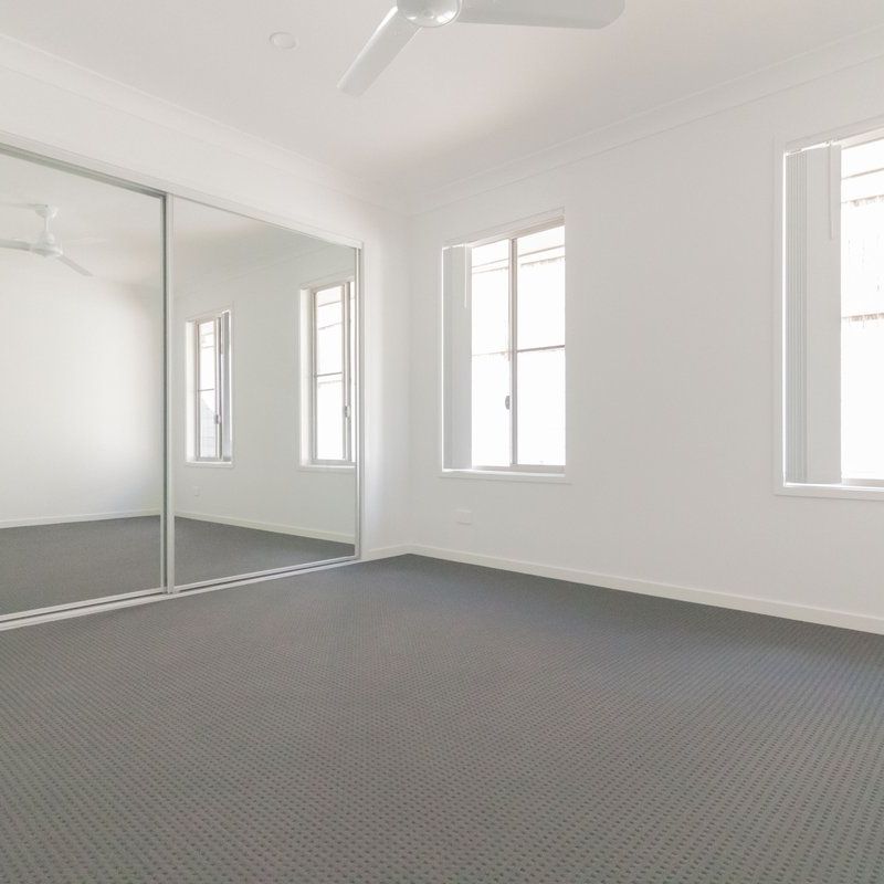3 BEDROOM HOME - Photo 1